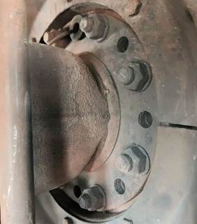 HUB PILOT NA Hub for a 2014 Hino 268