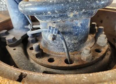 HUB PILOT NA Hub for a 2019 Freightliner Cascadia 125