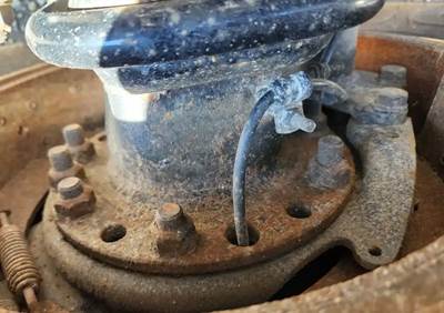 HUB PILOT NA Hub for a 2019 Freightliner Cascadia 125