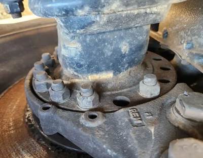 HUB PILOT NA Hub for a 2023 Freightliner Cascadia 126
