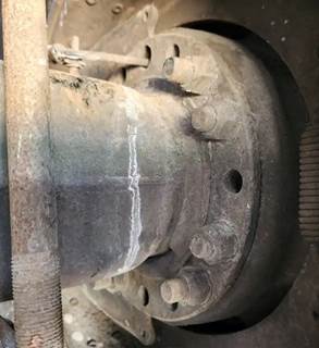 HUB PILOT NA Hub for a 2020 Freightliner M2 106