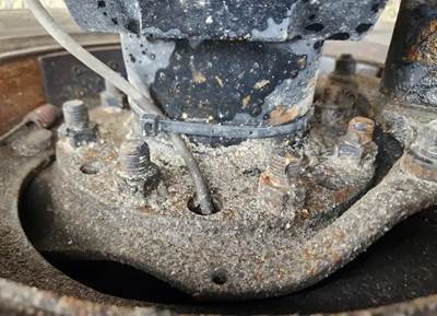 HUB PILOT NA Hub for a 2013 Peterbilt 386