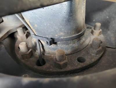 HUB PILOT NA Hub for a 2020 Peterbilt 579