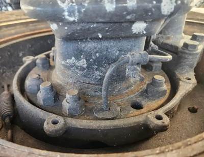 HUB PILOT NA Hub for a 2021 Freightliner M2 106