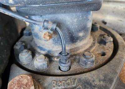 HUB PILOT NA Hub for a 2020 Freightliner Cascadia 126