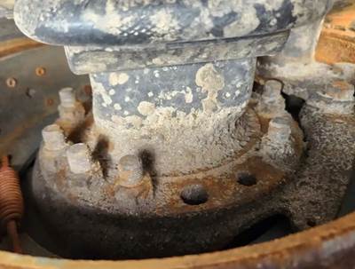 HUB PILOT NA Hub for a 2018 Freightliner Cascadia 125