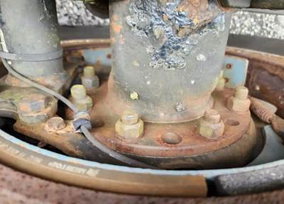 HUB PILOT NA Hub for a 2006 Volvo VNL
