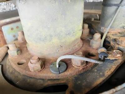 HUB PILOT NA Hub for a 2006 Volvo VNL