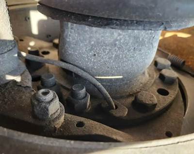 HUB PILOT NA Hub for a 2016 International PROSTAR