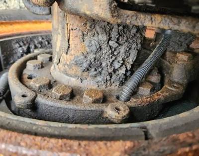 HUB PILOT NA Hub for a 2007 Sterling L9500