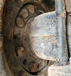 HUB PILOT NA Hub for a 2014 International WorkStar 7500