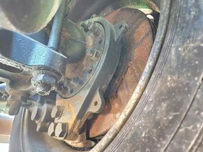 HUB PILOT NA Hub for a 2020 Peterbilt 389
