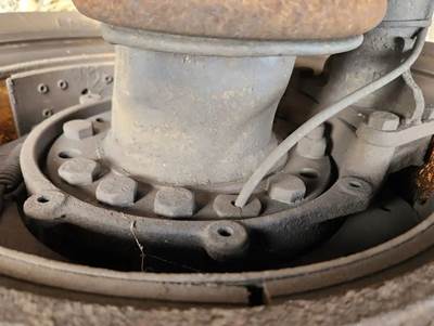 HUB PILOT NA Hub for a 2009 International 4400