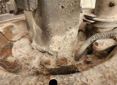 HUB PILOT NA Hub for a 2005 Sterling L9500