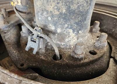 HUB PILOT NA Hub for a 2022 Peterbilt 579