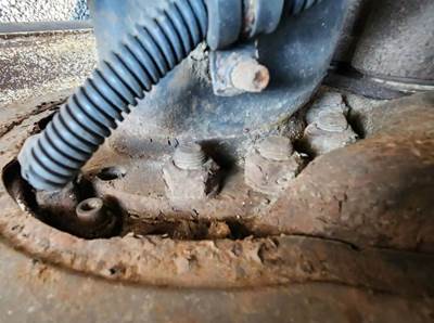 HUB PILOT NA Hub for a 2005 Sterling ACTERRA