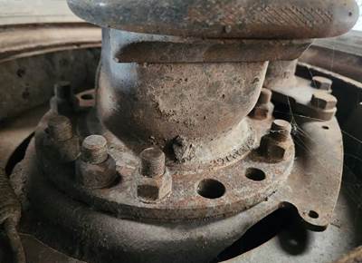 HUB PILOT NA Hub for a 2018 Freightliner M2 106