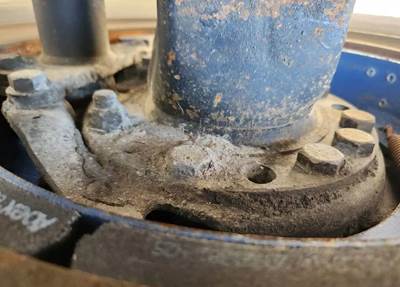 HUB PILOT NA Hub for a 2016 International 9900I