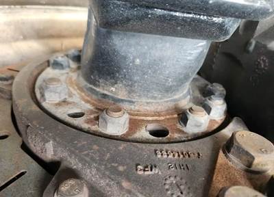 HUB PILOT NA Hub for a 2022 Freightliner Cascadia 126