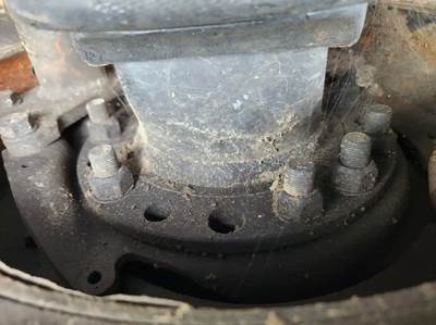 HUB PILOT NA Hub for a 2019 Freightliner Cascadia 126
