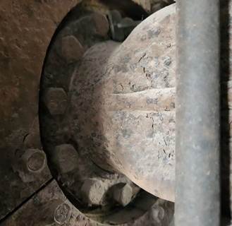 HUB PILOT NA Hub for a 2010 International 4300