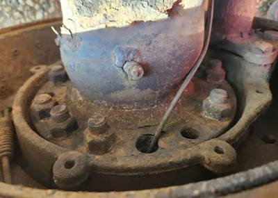 HUB PILOT NA Hub for a 2014 Freightliner Cascadia 125