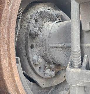 HUB PILOT NA Hub for a 2009 Kenworth T300