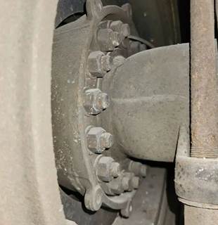 HUB PILOT NA Hub for a 2006 Spartan Advantage