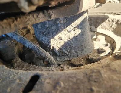 HUB PILOT NA Hub for a 2007 Sterling L9500
