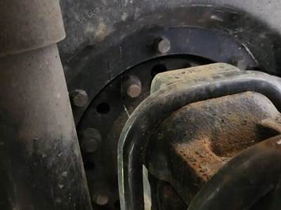 HUB PILOT Hub for a 2018 Freightliner M2 106