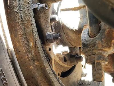 HUB PILOT Hub for a 2020 Peterbilt 389