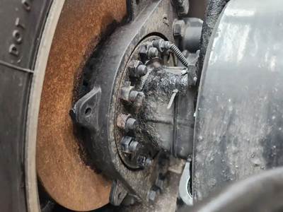 HUB PILOT Hub for a 2020 Kenworth T680