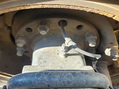 HUB PILOT Hub for a 2018 Freightliner Cascadia 126