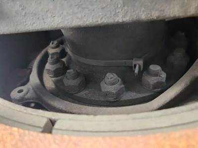 HUB PILOT Hub for a 2019 Kenworth K370