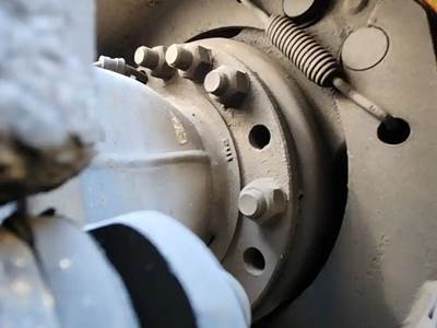 HUB PILOT Hub for a 2019 Freightliner Cascadia 126