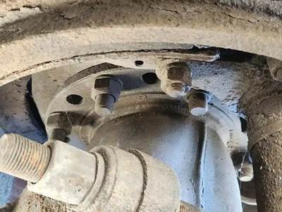 HUB PILOT Hub for a 2012 Volvo VNL