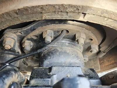 HUB PILOT Hub for a 2017 Kenworth T680