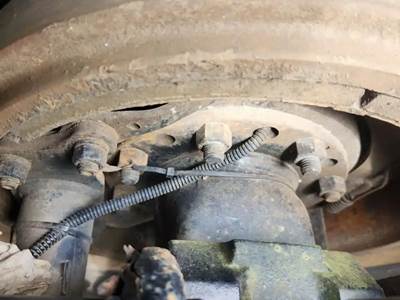 HUB PILOT Hub for a 2017 Kenworth T680