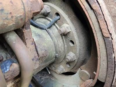 HUB PILOT Hub for a 2005 Kenworth T2000