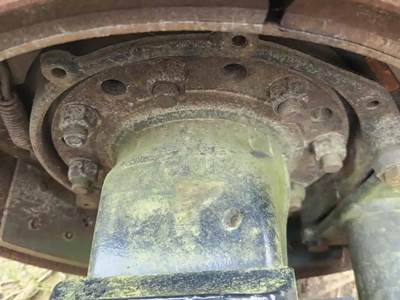 HUB PILOT Hub for a 2015 Freightliner Cascadia 125