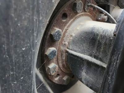 HUB PILOT Hub for a 2022 International LT625