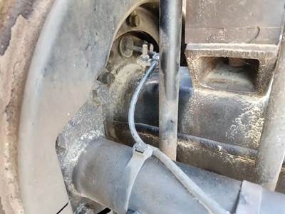 HUB PILOT Hub for a 2021 Freightliner M2 106