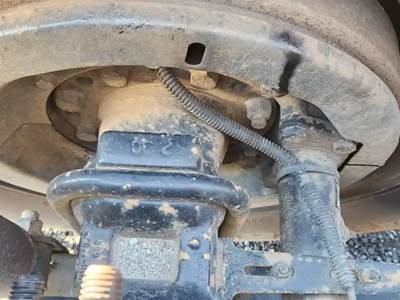 HUB PILOT Hub for a 2007 Sterling A9500