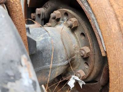 HUB PILOT Hub for a 2019 Kenworth T680