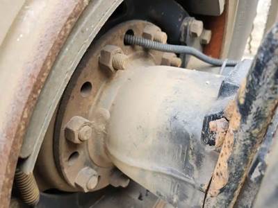 HUB PILOT Hub for a 2019 Kenworth T680