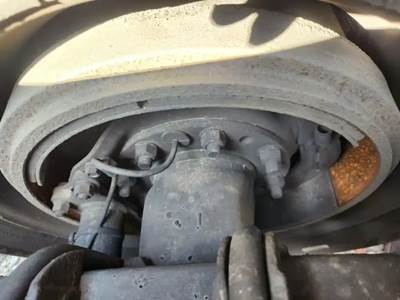 HUB PILOT Hub for a 2015 Volvo VNL