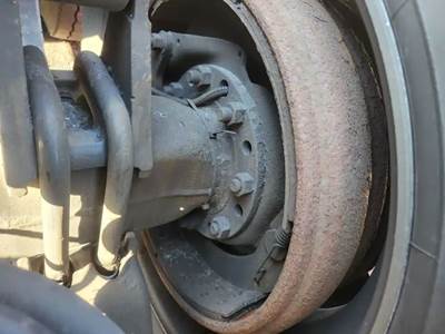 HUB PILOT Hub for a 2019 Kenworth T680