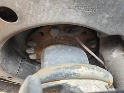 HUB PILOT Hub for a 2024 International RH613