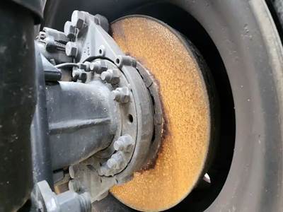 HUB PILOT Hub for a 2021 Freightliner Cascadia 126