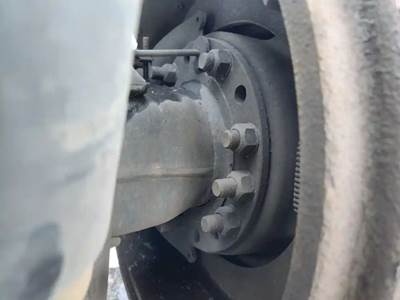 HUB PILOT Hub for a 2021 Freightliner Cascadia 126